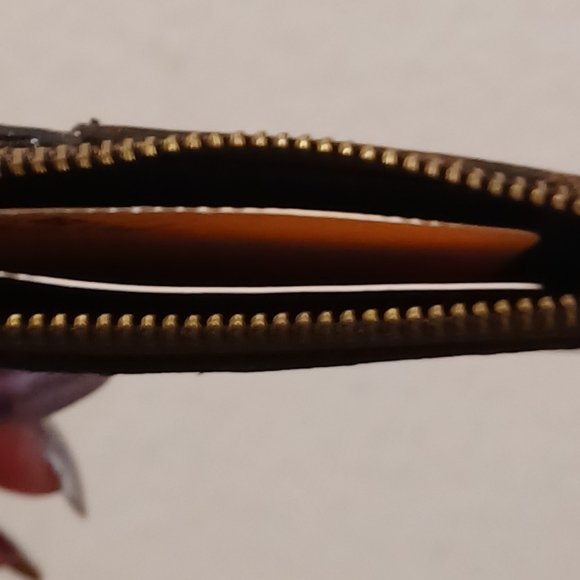 DISNEY MINNIE MOUSE WRISTLET TRAVEL MAKEUP POUCH S - Picture 5 of 6